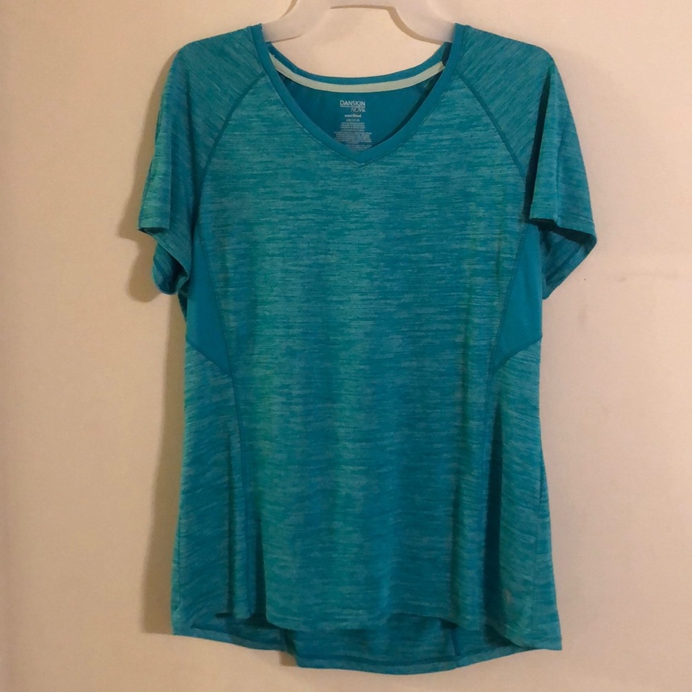 Athletic shirt